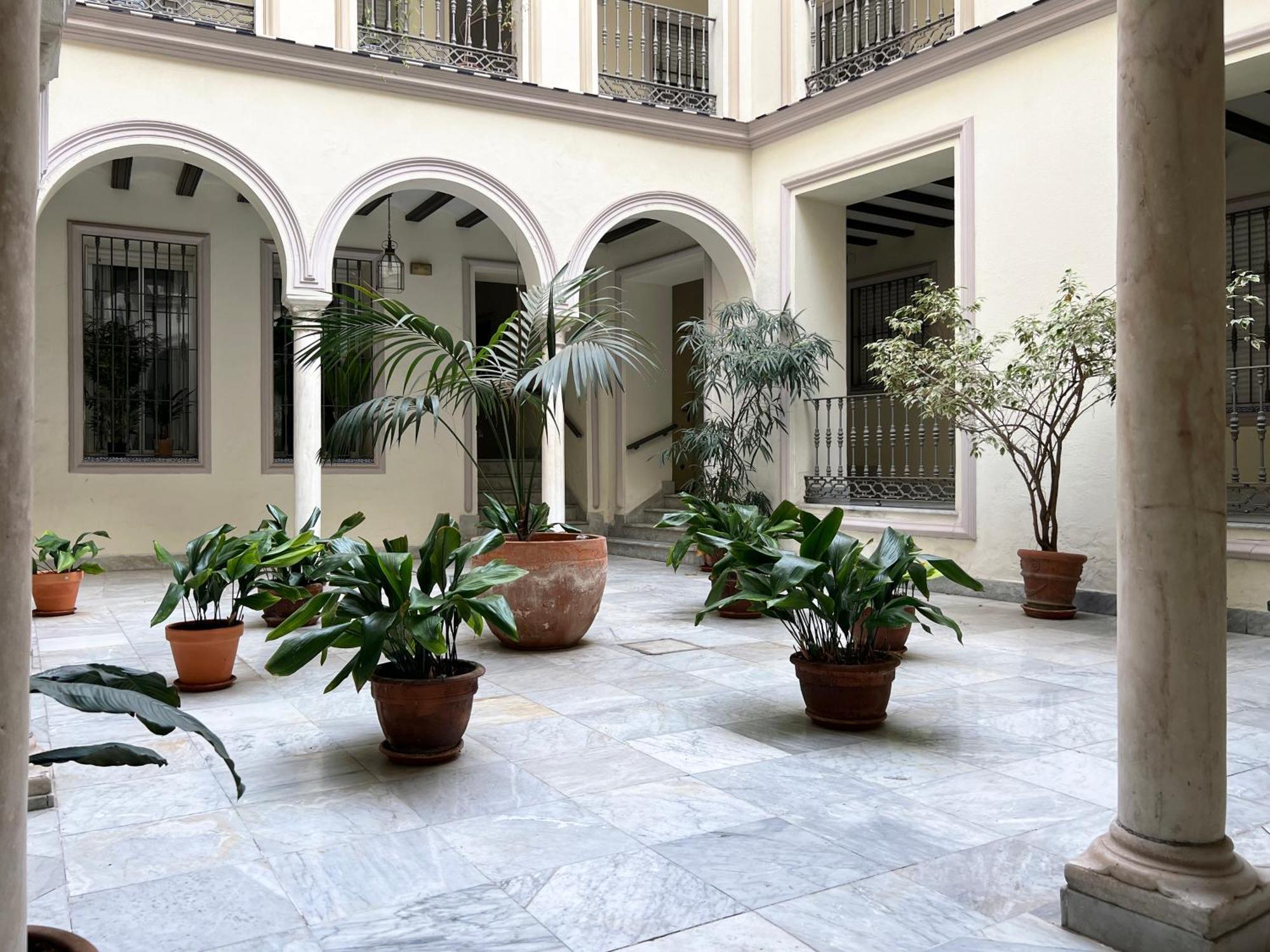 Estudio Suite San Vicente - Aloha Sevilla Exteriör bild